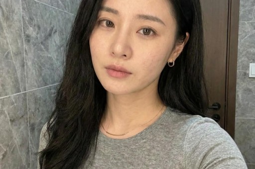 孟美岐“每天只睡半小时”人设翻车?深扒内娱明星的“努力陷阱”与舆论围剿 孟美岐“每天只睡半小时”人设翻车?深扒内娱明星的“努力陷阱”与舆论围剿